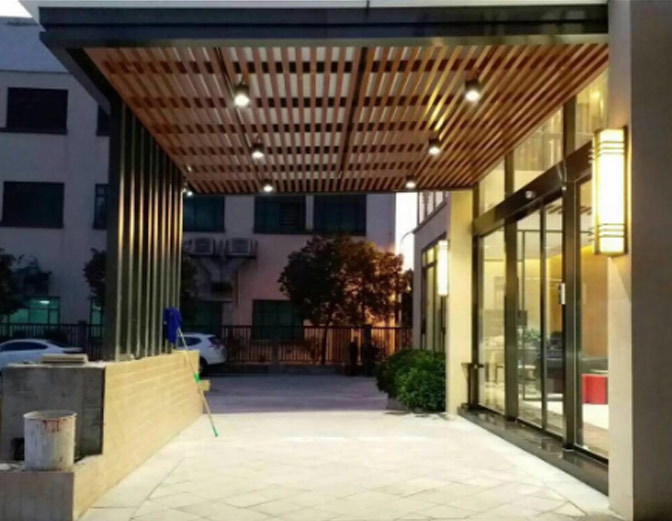麗耐建材生態木吊頂